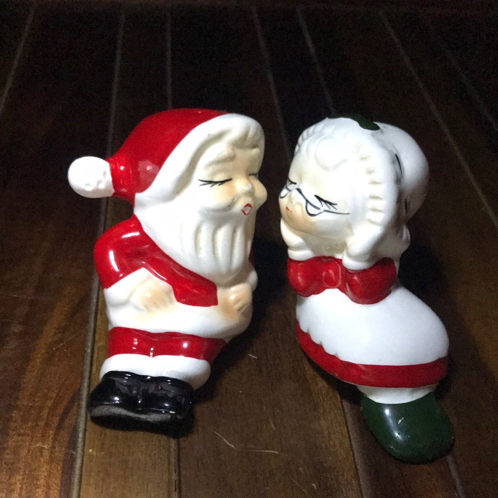 Vintage Mr & Mrs Clause Salt & Pepper Shakers